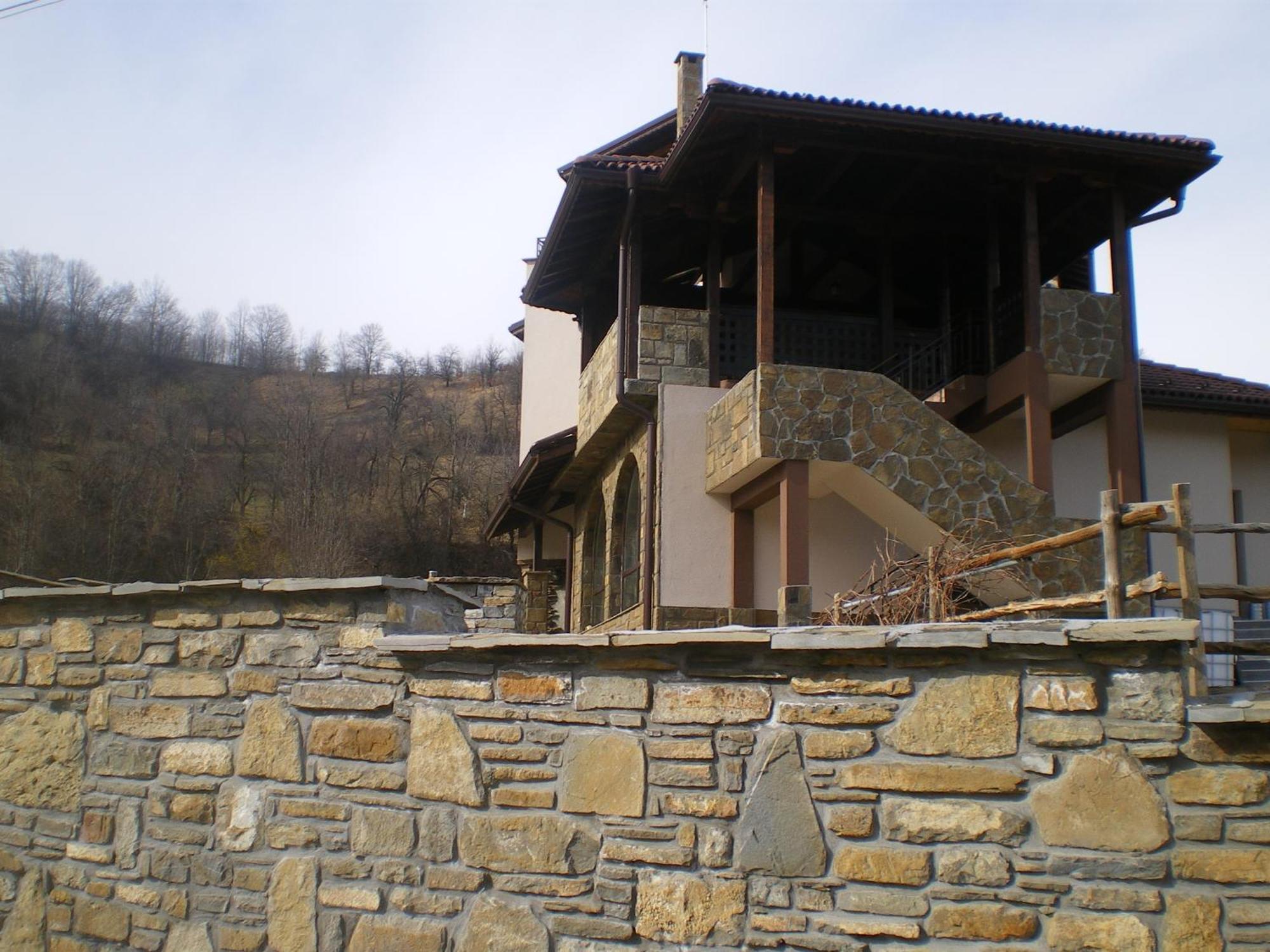 Family Hotel Balkana Apriltsi  Dış mekan fotoğraf