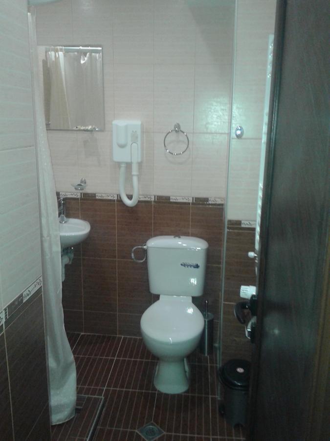Family Hotel Balkana Apriltsi  Dış mekan fotoğraf